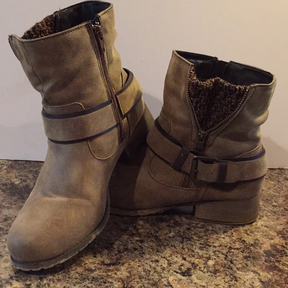 Boots!!
